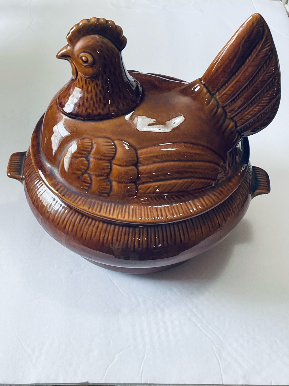 Vintage Setting Hen Tureen California USA Brown  11x13 Excellent